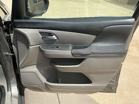 Used 2016 Honda Odyssey EX-L image 10