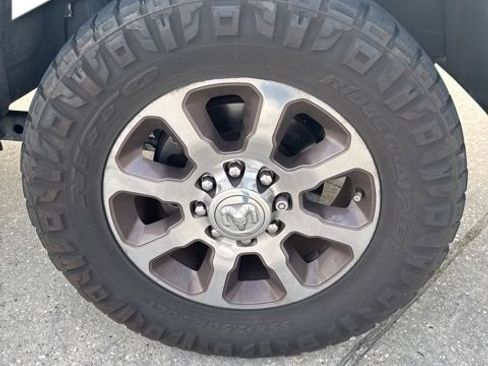Used 2022 RAM 2500 Limited AWD/4WD image 8