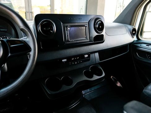 Used 2019 Mercedes-Benz Sprinter 144 Cargo w/ Driver Convenience Package image 18