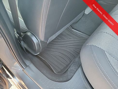 Used 2024 Subaru Crosstrek 2.0i Premium image 34