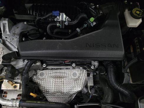 Used 2017 Nissan Rogue SV image 30