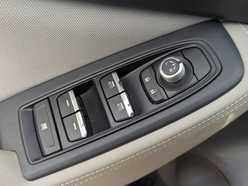 Used 2020 Subaru Forester Premium image 26