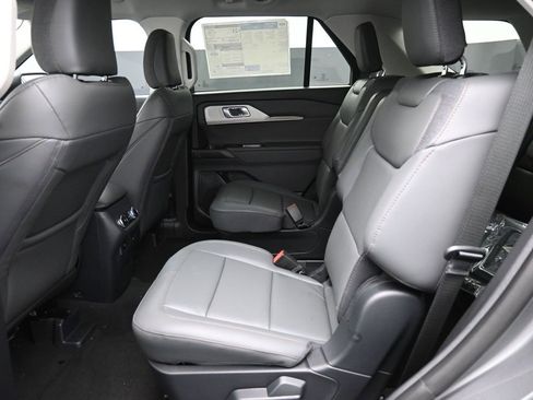 New 2026 Ford Explorer Active w/ Active Comfort Package image 26