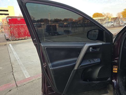 Used 2018 Toyota RAV4 XLE w/ Plus Extra Value Package image 24