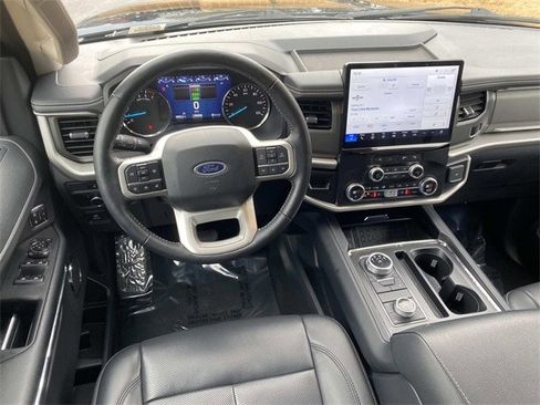 Certified 2024 Ford Expedition Max XLT image 52