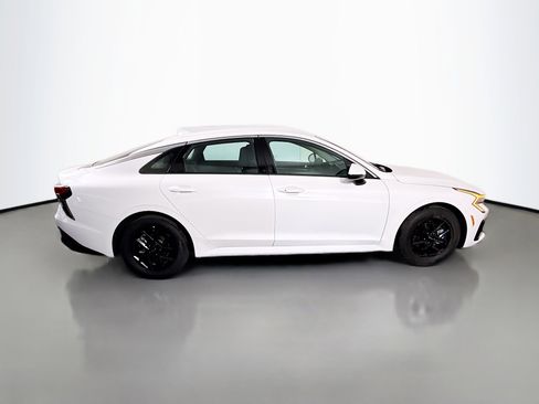 Used 2026 Kia K5 LXS FWD image 11