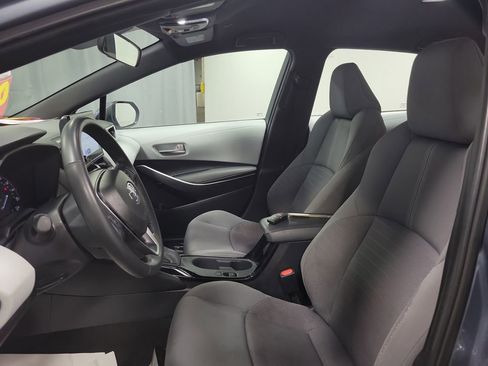 Used 2024 Toyota Corolla SE image 12