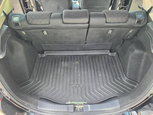 Used 2015 Honda Fit LX image 37