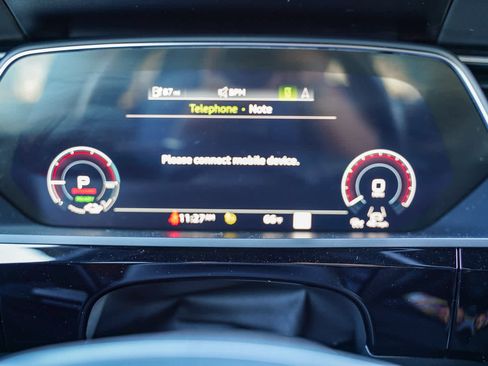 Used 2022 Audi e-tron Chronos w/ Chronos Package image 24