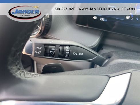 Used 2025 Chevrolet Equinox LT image 20