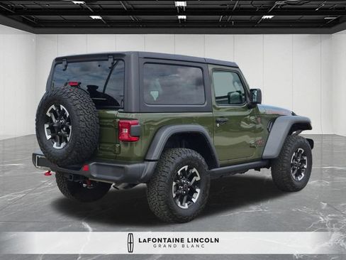 Used 2024 Jeep Wrangler Rubicon w/ Technology Group AWD/4WD image 5