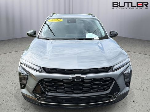 Used 2024 Chevrolet Trax ACTIV w/ Sunroof Package FWD image 9