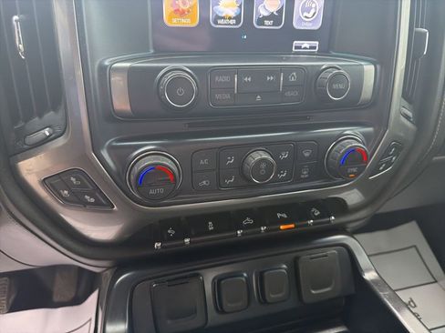 Used 2018 Chevrolet Silverado 1500 LTZ Z71 w/ Redline Edition AWD/4WD image 16