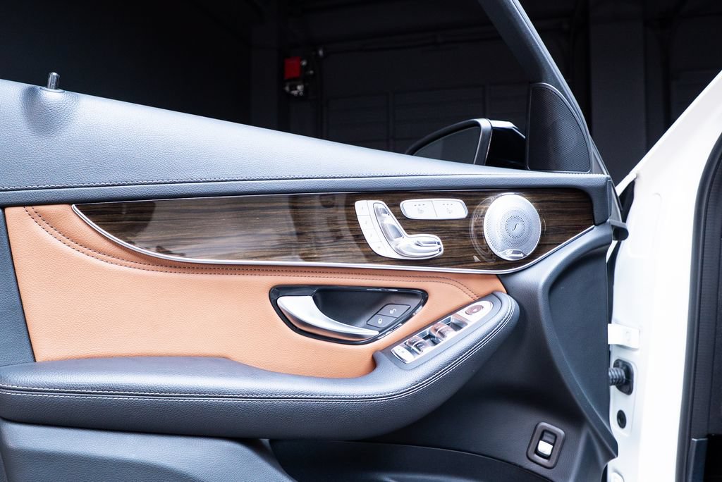 Used 2019 Mercedes-Benz GLC 43 AMG 4MATIC image 18