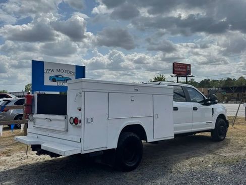 Used 2020 Ford F350 XL w/ Power Equipment Group image 10