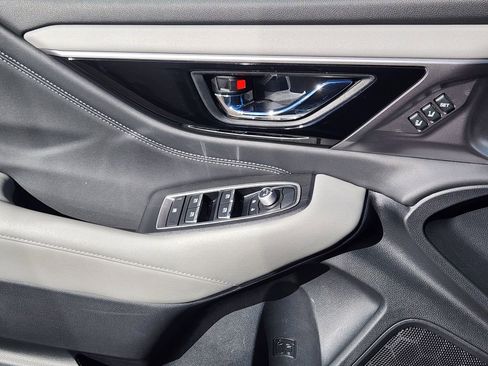 Used 2022 Subaru Outback Limited image 12