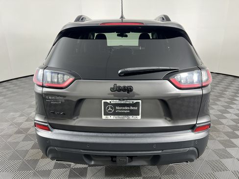 Used 2020 Jeep Cherokee Latitude Plus AWD/4WD image 11