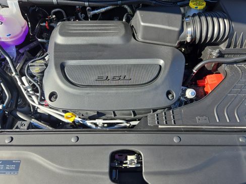New 2026 Chrysler Voyager LX FWD image 52
