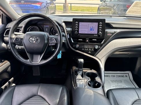 Used 2024 Toyota Camry SE FWD image 8