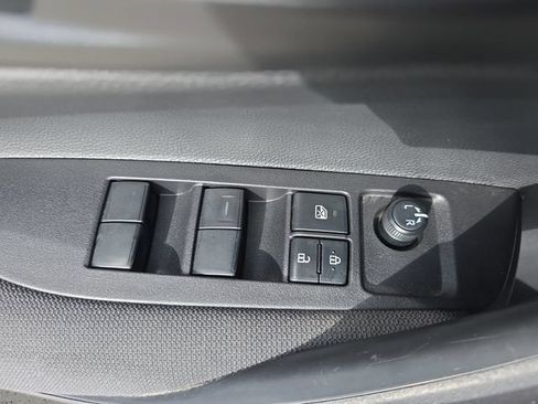 Used 2026 Toyota Corolla LE FWD image 29