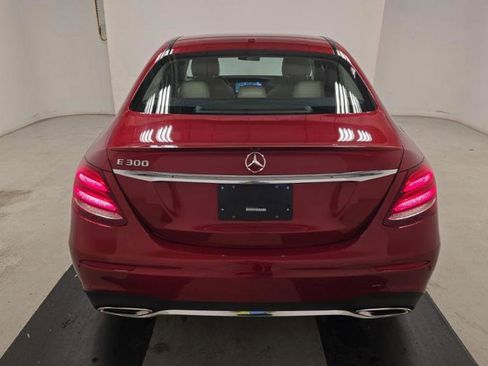 Used 2019 Mercedes-Benz E 300 image 5