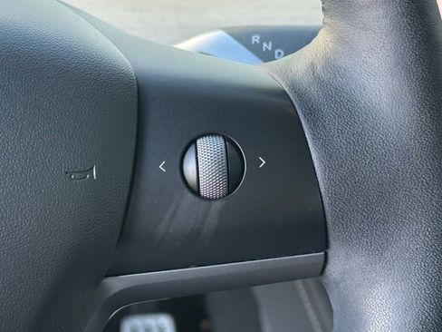 Used 2022 Tesla Model 3 Performance image 38