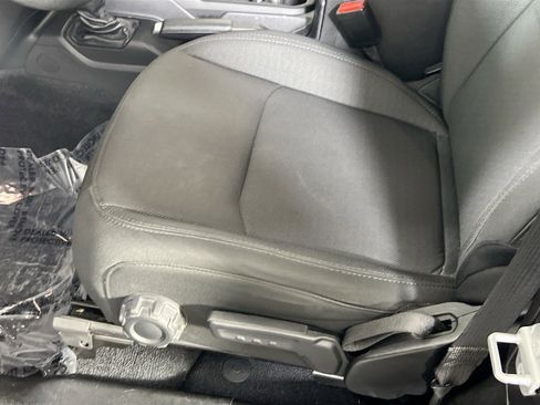 Used 2022 Jeep Wrangler Sport image 18