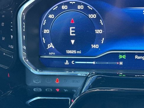 Used 2024 Chevrolet Silverado 1500 High Country w/ Technology Package image 25