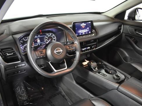 Used 2023 Nissan Rogue SL AWD/4WD image 13