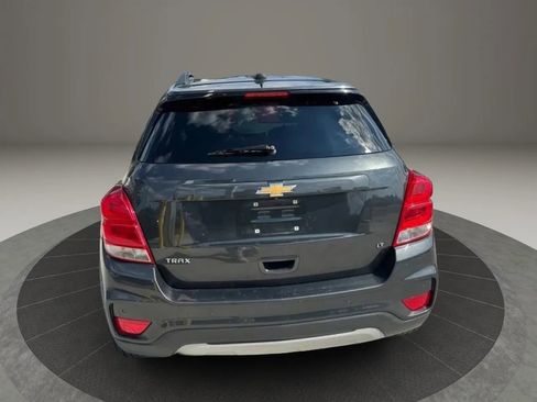 Used 2018 Chevrolet Trax LT w/ Driver Confidence Package FWD image 8