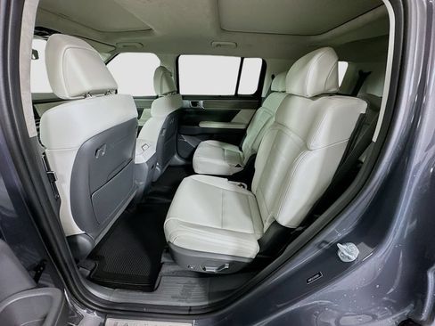 New 2026 Hyundai Santa Fe Calligraphy AWD/4WD image 17