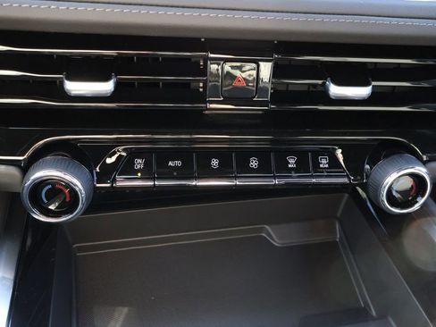 New 2026 Chevrolet Suburban LS image 27