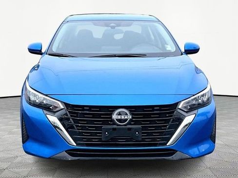 Used 2024 Nissan Sentra SV image 2