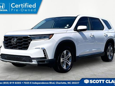 Certified 2025 Honda Pilot EX-L image 3