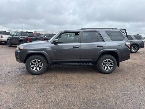 Used 2023 Toyota 4Runner TRD Off-Road Premium w/ Moonroof Package AWD/4WD image 2