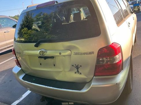 Used 2005 Toyota Highlander 2WD image 6