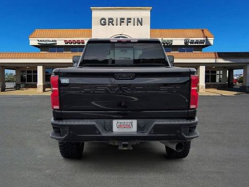Used 2025 Chevrolet Silverado 2500 LTZ w/ LTZ Plus Package AWD/4WD image 8
