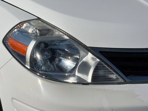 Used 2011 Nissan Versa 1.8 S FWD image 43