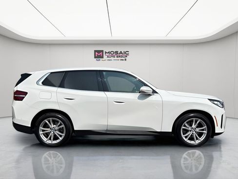 Used 2025 BMW X3 xDrive30i w/ Convenience Package image 10