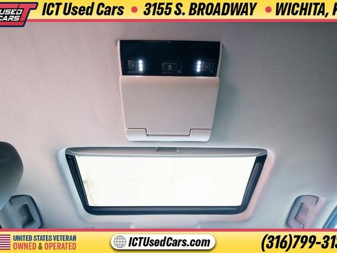 Used 2016 Cadillac Escalade ESV Premium RWD image 27