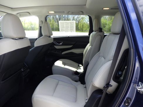 Used 2019 Subaru Ascent Limited AWD/4WD image 14