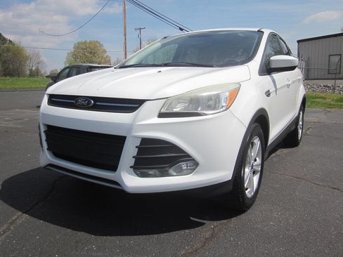 Used 2014 Ford Escape SE image 36