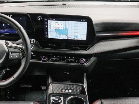 Used 2025 Chevrolet Equinox RS w/ Safety and Technology Package FWD image 14