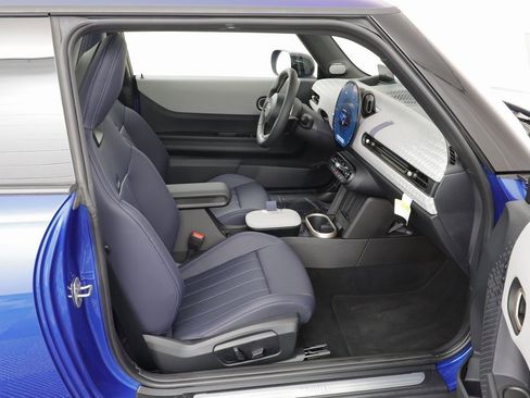 New 2025 MINI Cooper S image 18