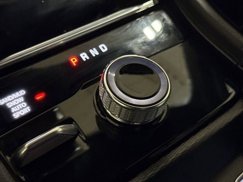 New 2026 Jeep Grand Cherokee Limited AWD/4WD image 18
