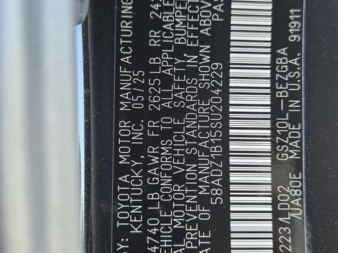 Certified 2025 Lexus ES 350 w/ Premium Package image 33