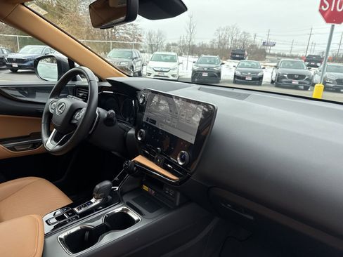 Used 2022 Lexus NX 350 AWD image 13