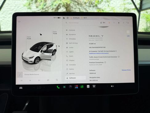 Used 2023 Tesla Model Y Long Range AWD/4WD image 25