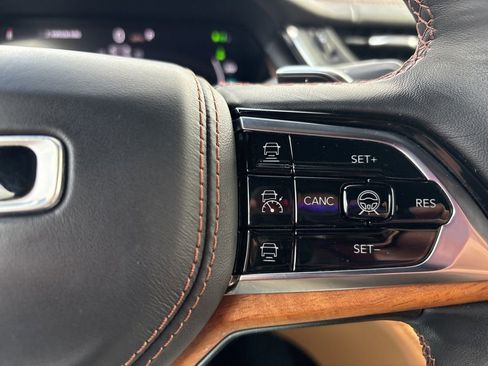 Used 2022 Jeep Grand Cherokee Summit image 35