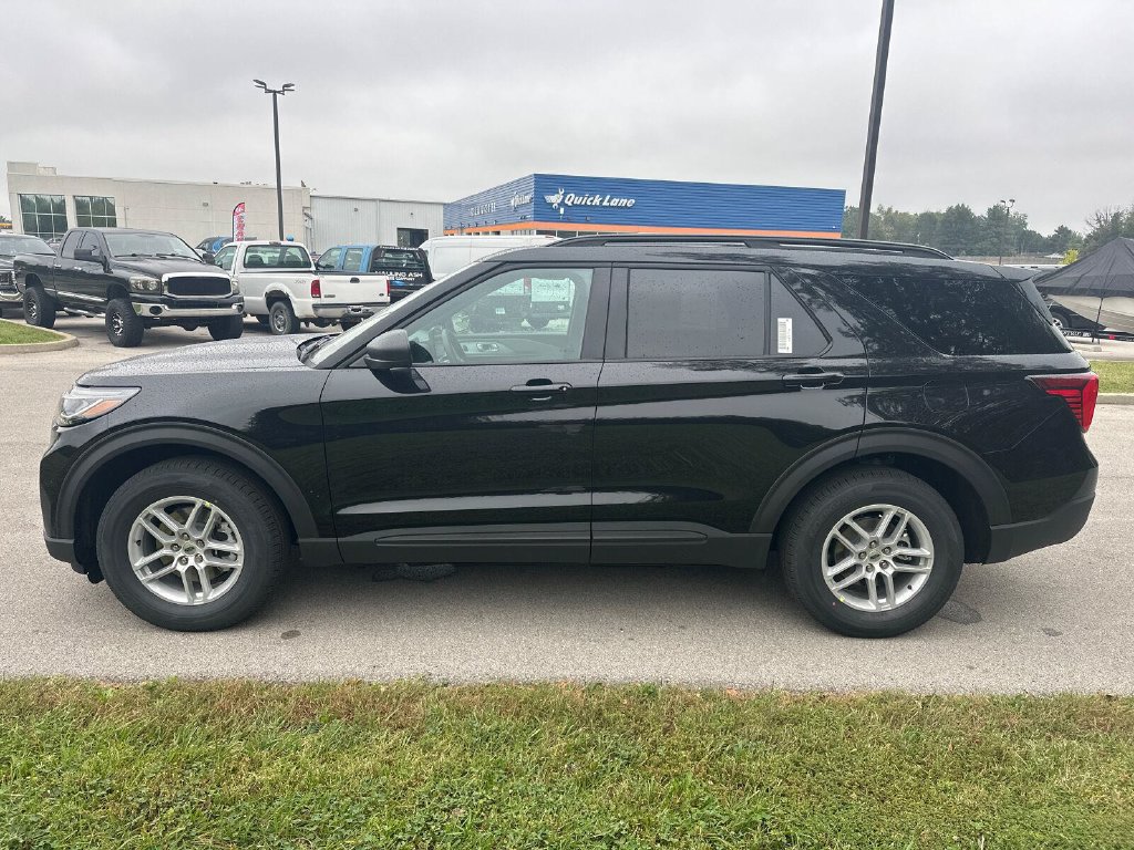 New 2027 Ford Explorer Active w/ Active Comfort Package AWD/4WD image 9